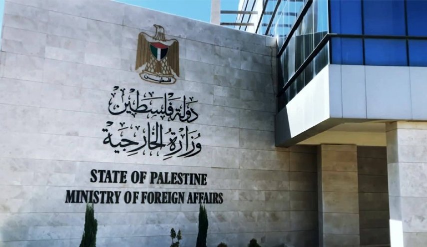 اجلاء 111 فلسطينيا من أوكرانيا