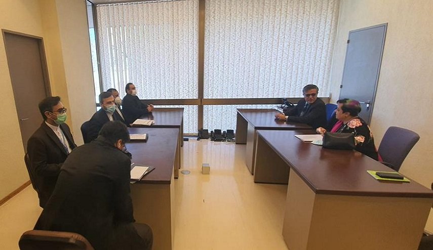 تأكيد على تعزيز التعاون الحقوقي بين إيران وباكستان