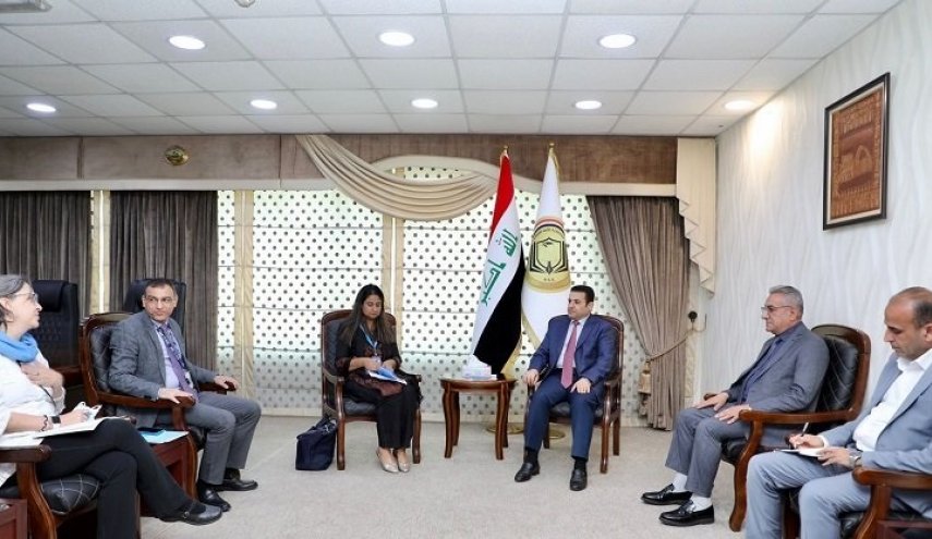 الأعرجي يحذر من خطورة بقاء الأطفال في مخيم الهول