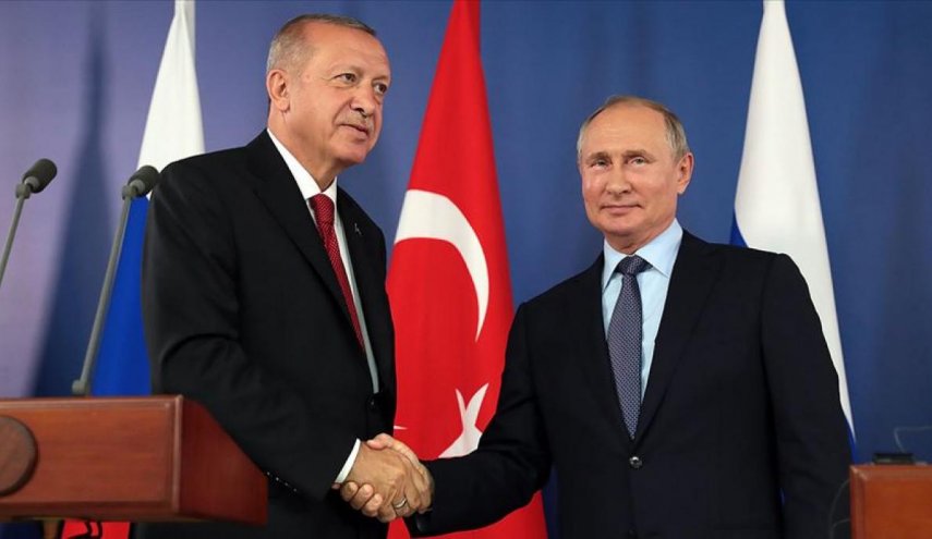 أردوغان وبوتين يتحدثان بشأن الأزمة الأوكرانية الأحد