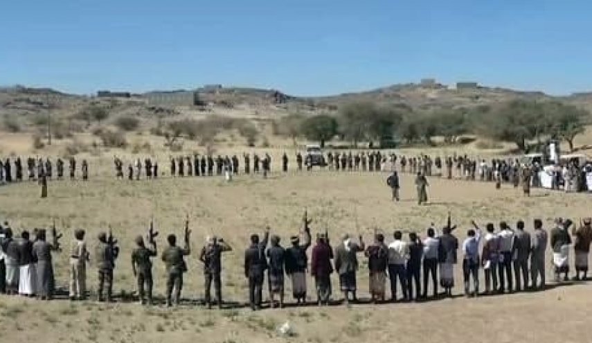 وقفة قبلية بمأرب تدشيناً لحملة 