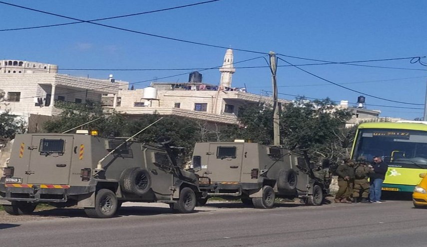 التربية الفلسطينية: إطلاق مستوطن النار على 