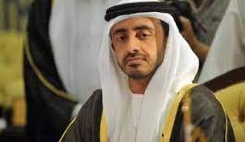 الإمارات تدعو لإيجاد حل سلمي للنزاع في أوكرانيا