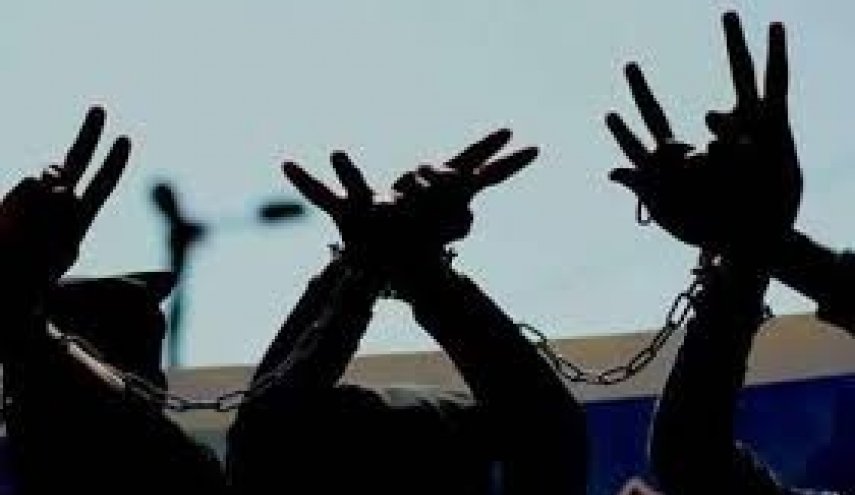 الاسرى يستعدون لخوض معركة داخل سجون الاحتلال