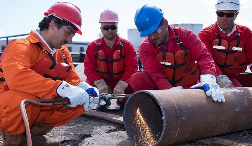 روسيا: صادرات النفط عبر خط أنابيب قزوين ستتوقف لنحو شهرين