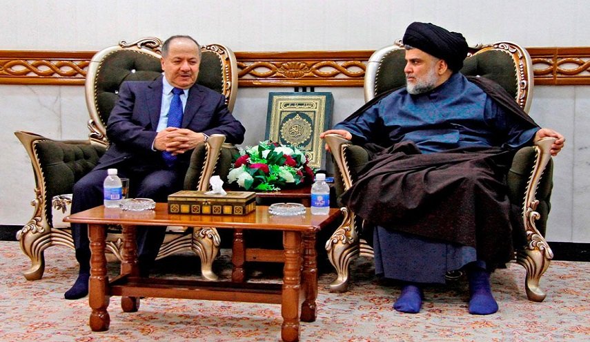 مقتدى الصدر ومسعود بارزاني يبحثان هاتفياً إعلان الكتلة الأكثر عدداً 
