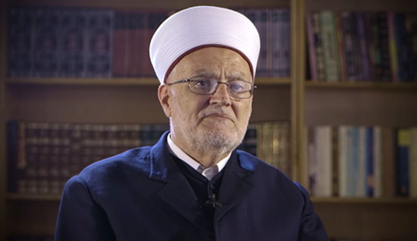 الشيخ عكرمة صبري يدعو لأوسع مشاركة في حملة الفجر العظيم