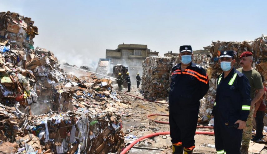 اندلاع حريق ضخم شرق العاصمة العراقیة بغداد