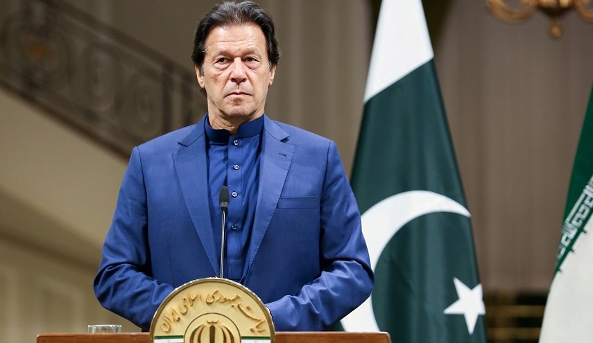 ما المادتان 5 و6 اللتان أنقذتا عمران خان من محاولة الإطاحة به؟
