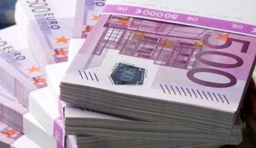 اقامة 5 سنوات للمستثمرين الاجانب لقاء 90 الف یورو وديعة مصرفية في ايران