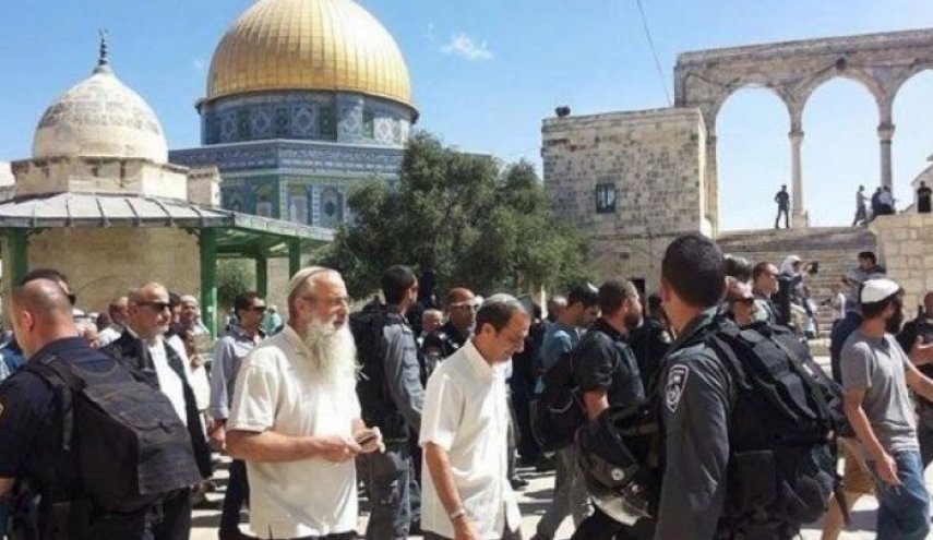 جماعات صهيونية تدعو لاقتحام جماعي للأقصى
