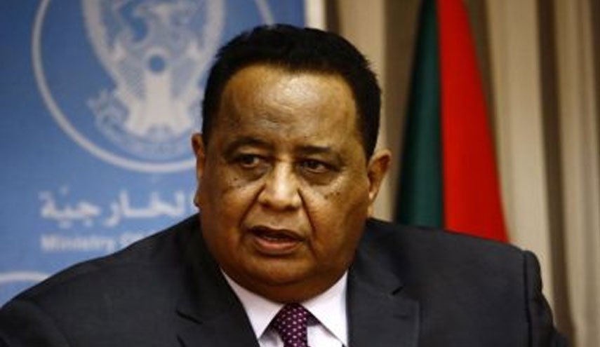 السودان: تبرئة رئيس حزب البشير و12 آخرين من تهم تمويل الإرهاب