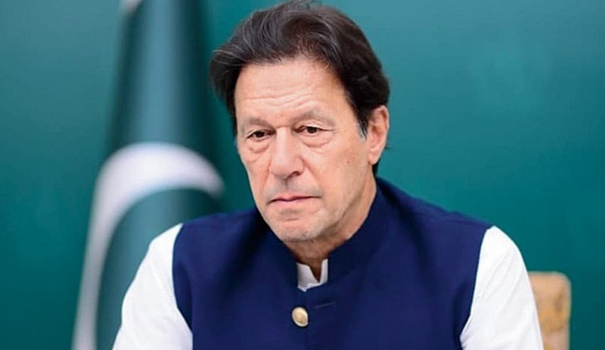 عمران خان: النضال من أجل الحرية يبدأ اليوم ضد 