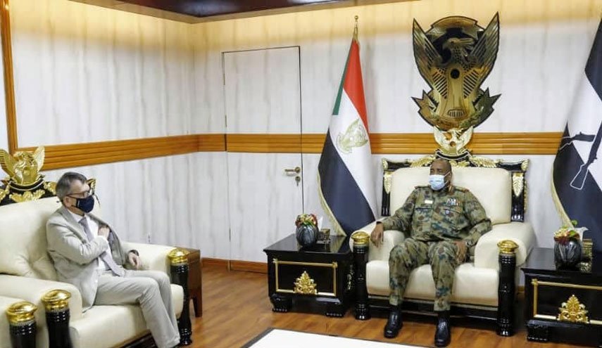 السودان: أطراف دولية تطلب من البرهان رفع حالة الطوارئ