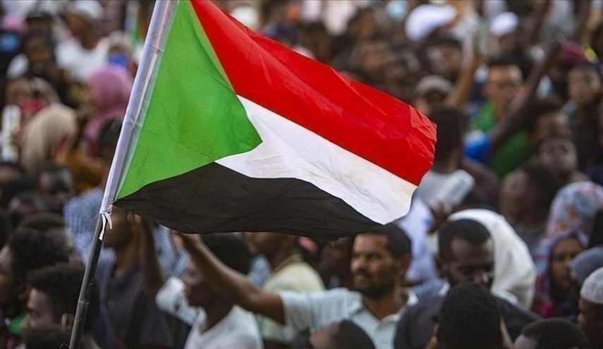 مالي وتشاد ترحبان بمبادرة الجبهة الثورية لحل الأزمة في السودان