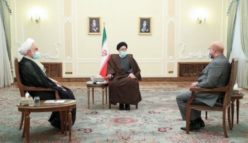 کمک ۷ میلیارد ریالی سران قوا به گلریزان ستاد دیه کشور