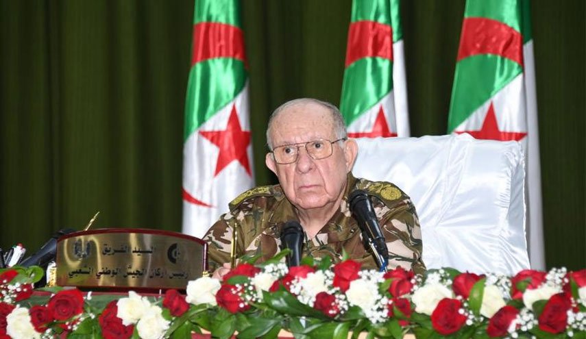 شنقريحة: الجزائر تتوفر على كل مقومات التجدد والانطلاق