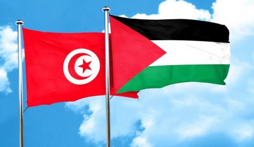 تونس.. هيئة المحامين تدعو لتجريم التطبيع مع الإحتلال

