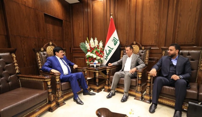 الزاملي يؤكد ضرورة رفع مستوى التنسيق الأمني العراقي السوري