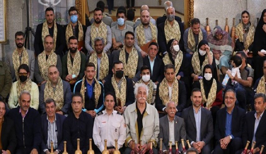 عمدة طهران يلتقي الرياضيين المدافعين عن الشعب الفلسطيني