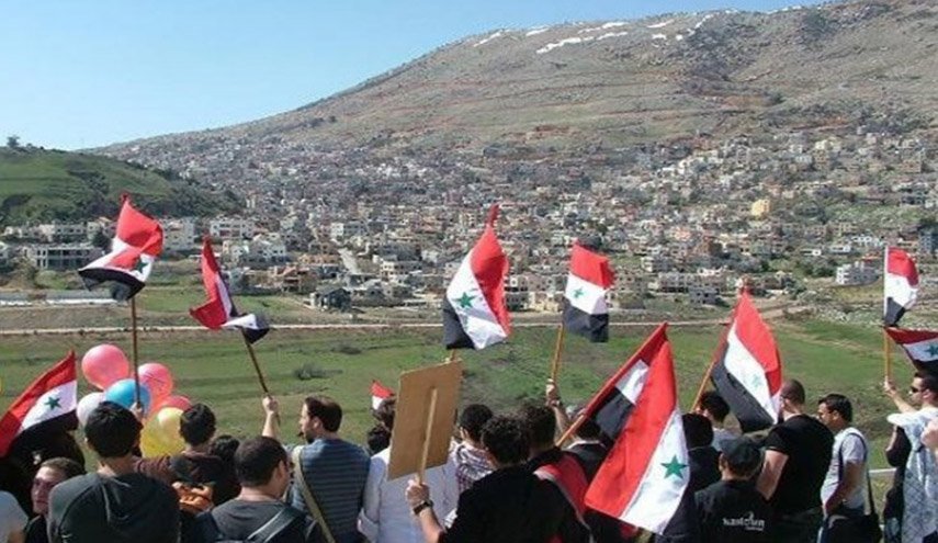 أهالي الجولان يجددون رفضهم لإقامة الاحتلال توربينات هوائية على أرضهم