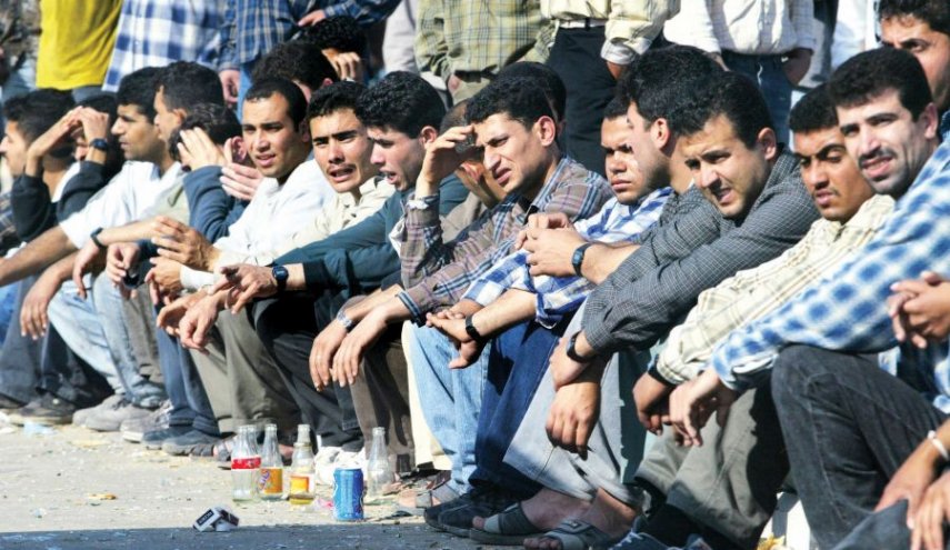 يوم العمال .. واقع مؤلم يعيشه العمال الفلسطينيون بفعل الاحتلال