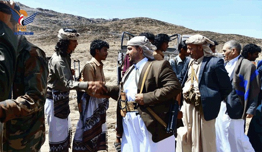 اليمن.. هيئة الزكاة تقدم قافلة عيدية للمرابطين في جبهة ناطع بالبيضاء