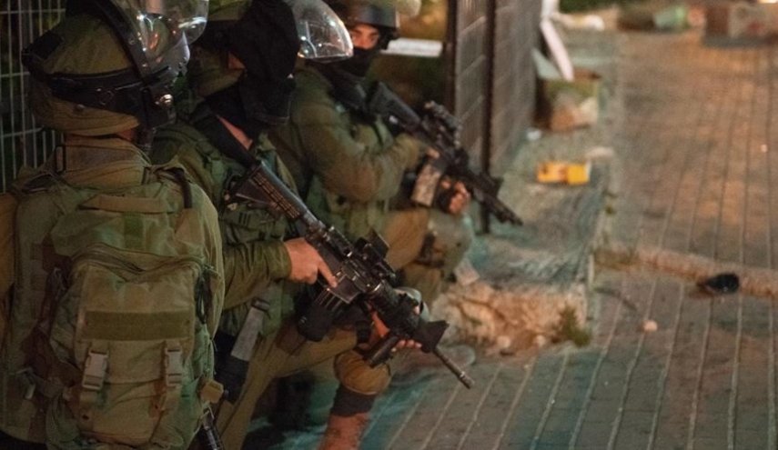 الاحتلال يعتقل والد أحد المشتبه بتنفيذهما عملية 'إلعاد'