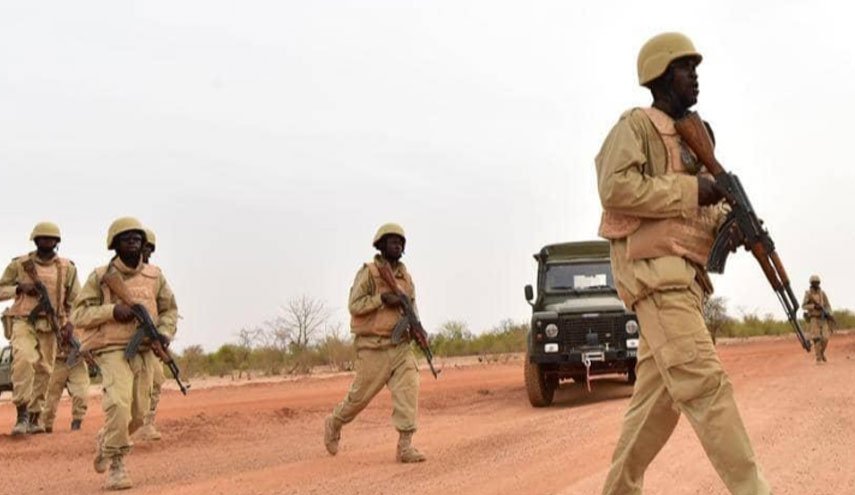 مقتل 7 جنود و4 من أفراد قوات رديفة للجيش في بوركينا فاسو