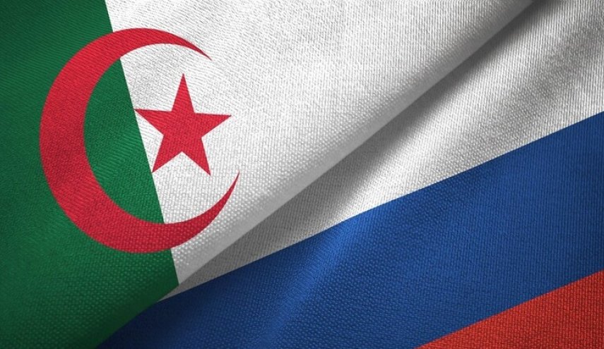 لافروف يصل إلى الجزائر
