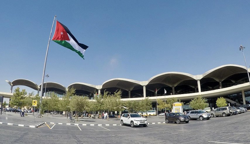 انطلاق اول رحلة الى الاردن من مطار صنعاء بعد توقف 6 سنوات