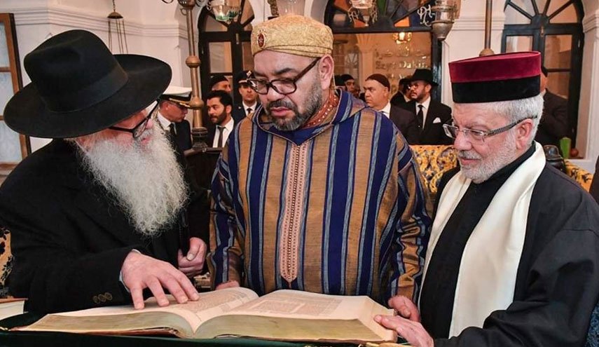 لأول مرة منذ الستينيات وبعد 'التطبيع'.. حجاج يهود يزورون مكناس المغربية