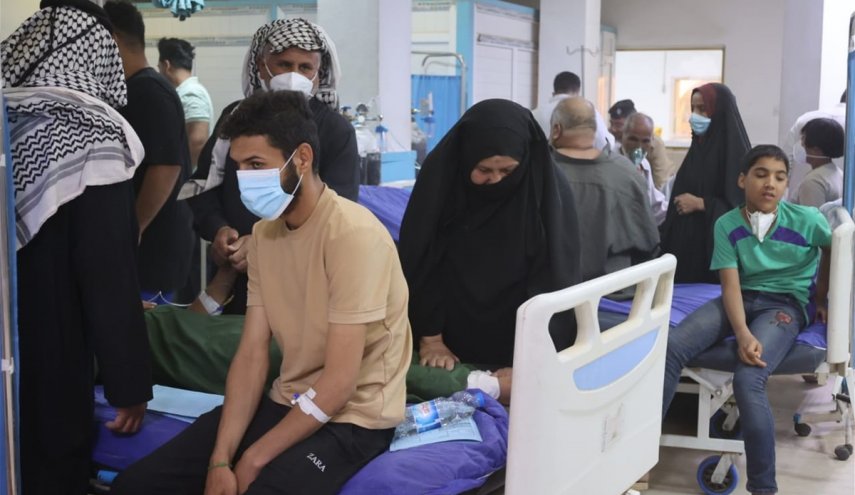 ارتفاع حالات الاختناق جراء العاصفة الترابية الى 893 بالنجف الاشرف