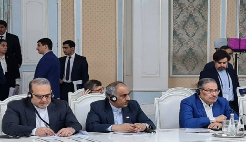 شمخاني: بعض دول المنطقة وخارجها تنقل الارهابيين التكفيريين الى أفغانستان