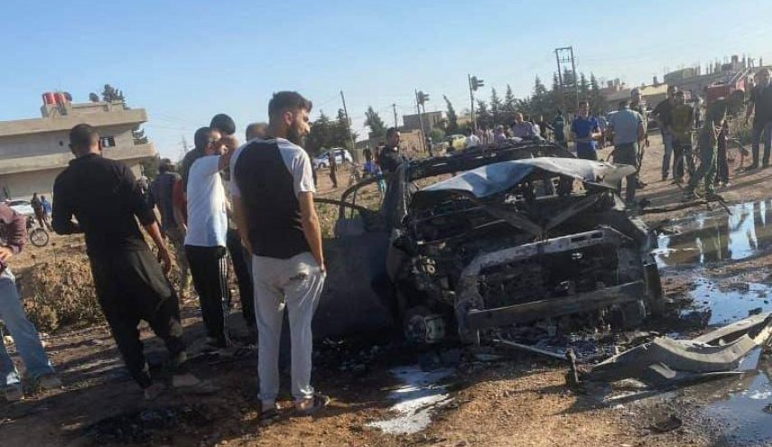 بالصور.. قتلى وجرحي باستهداف سيارة في ريف الحسكة
