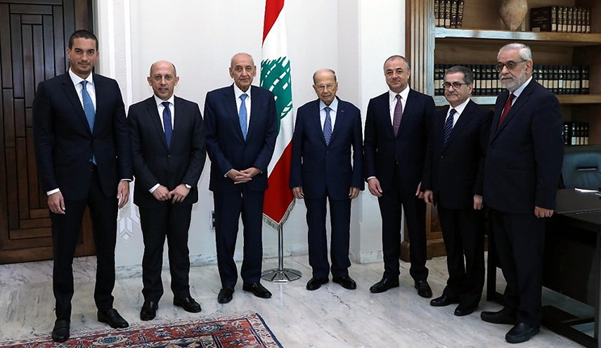 عون يأمل أن يتمكن مجلس النواب الجديد من مواجهة التحديات الراهنة