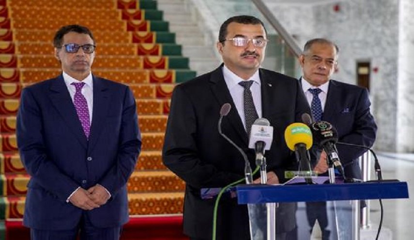 وزير الطاقة الجزائري: مستعدون لتطوير إنتاج وتوزيع المنتجات البترولية في موريتانيا
