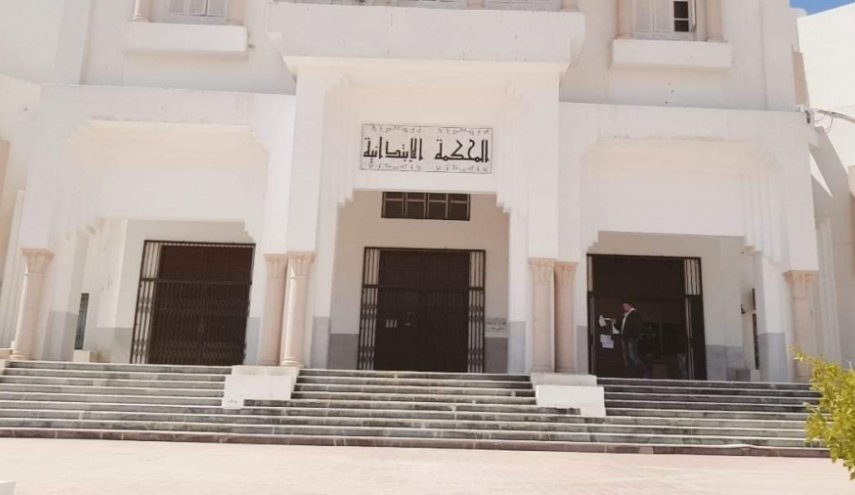 99% بالمئة من القضاة يضربون في مختلف محاكم الجمهورية التونسية