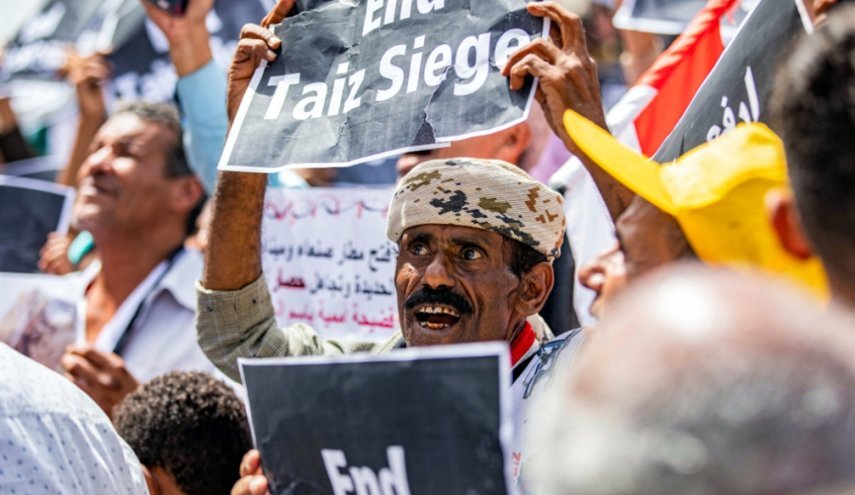 انقسام الوفد الموالي للتحالف العدوان.. هل تتعثر مفاوضات عمان؟
