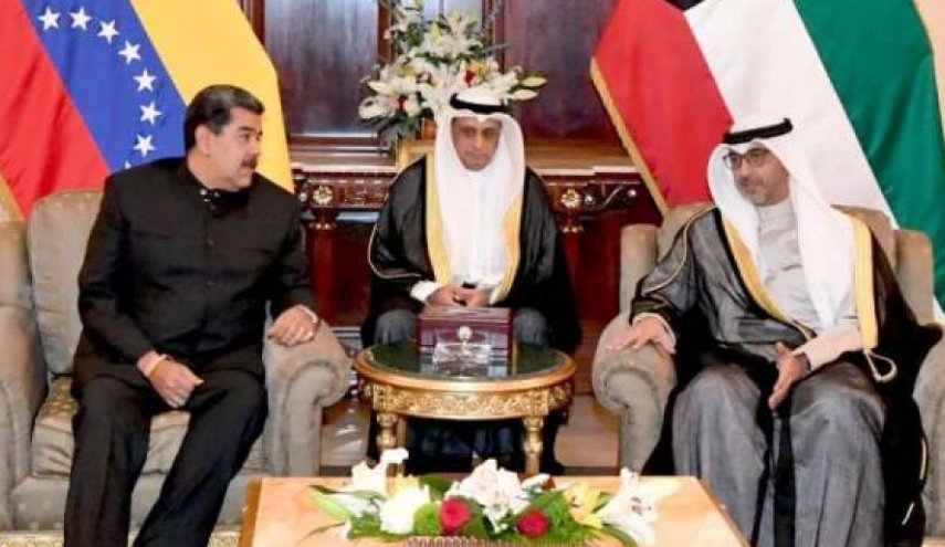 رابع محطة شرق أوسطية.. رئيس فنزويلا يصل الكويت