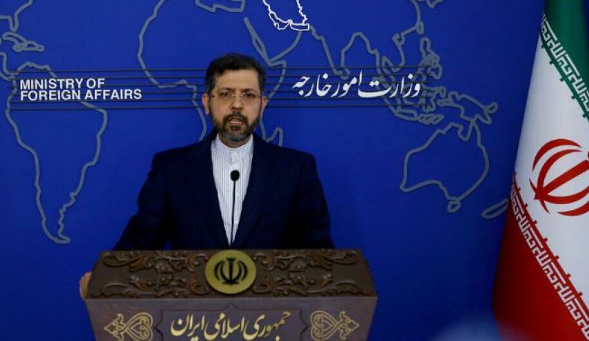 الخارجية الايرانية: الترحيل القسري لطالبي اللجوء وصمة عار تاريخية للندن