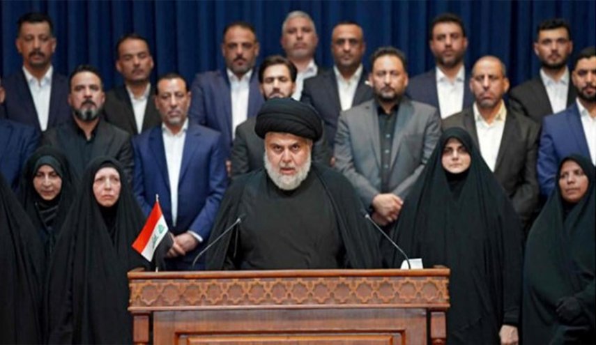 الصدر يدعو نواب كتلته وقيادات التيار لاجتماع عاجل في الحنانة