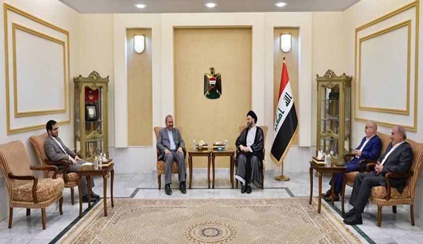 آل صادق والحكيم يبحثان سبل تطوير العلاقات بين ايران والعراق