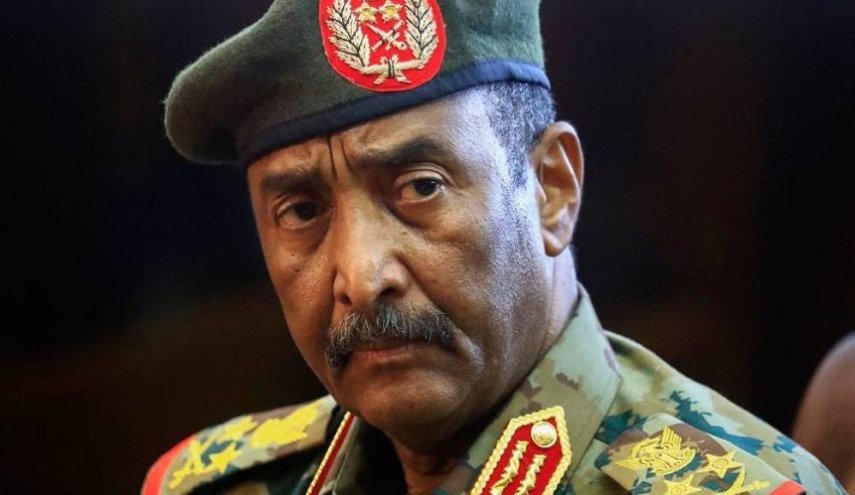 البرهان يؤكد التمسك بحوار شامل في السودان