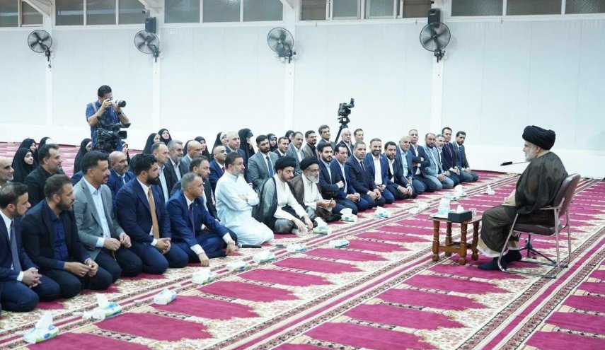 مقتدى الصدر: لا تراجع عن الاستقالة
