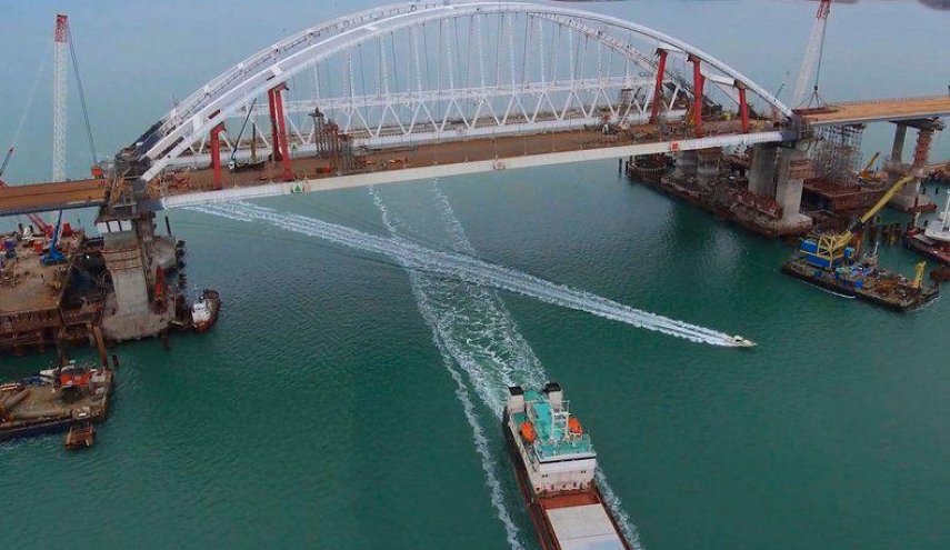 موسكو ترد على تهديدات كييف بضرب جسر القرم