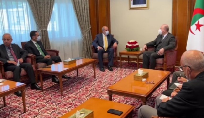 مباحثات بين الاردن والجزائر في مجال النفط والغاز