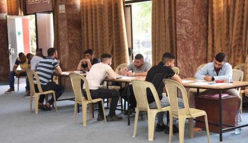 استمرار عمليات التسوية بريف دمشق وحلب ودير الزور والرقة