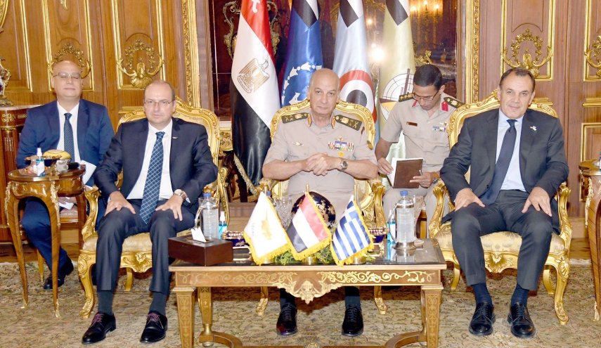 اجتماع ثلاثي لوزراء دفاع مصر وقبرص واليونان بالقاهرة
