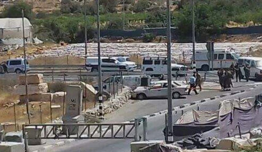 مقاومون يطلقون النار صوب منزل في كريات أربع شرق الخليل